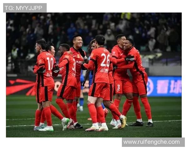 中超直播:聚焦赛场激烈对决,深入分析球队战术与球员表现