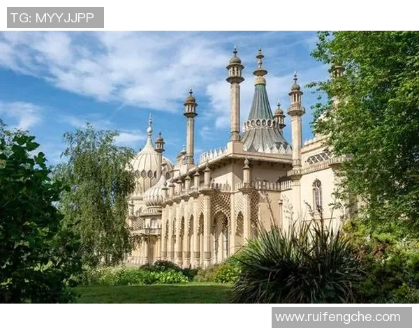 布莱顿周边旅游推荐：探索海岸美景、历史遗迹与文化魅力